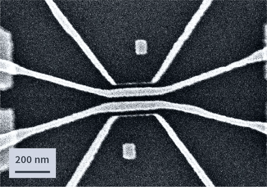 NanoFrazor high-resolution lines