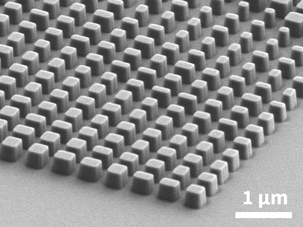 NanoFrazor Metalens DRIE Pillars